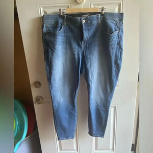 Torrid Denim Premium Denim Stretch Skinny Mid Rise Jeans Size 26R 46” X 28”